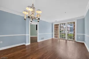 351 Victoria Dr, Bridgewater, NJ 08807 - Photo 4
