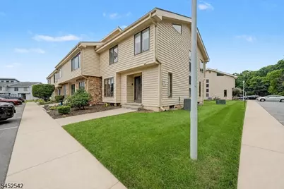 180 Dakota Dr, Andover Township, NJ 07848 - Photo 2