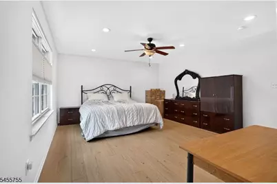 296 Remsen Ave, Woodbridge Township, NJ 07001 - Photo 16