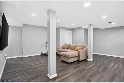 296 Remsen Ave, Woodbridge Township, NJ 07001 - Photo 26