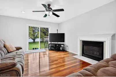 296 Remsen Ave, Woodbridge Township, NJ 07001 - Photo 14