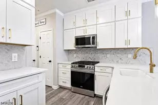 78 Leahy Dr, Wood Ridge, NJ 07075 - Photo 10