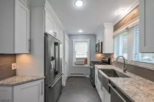122 Garside Ave, Wayne, NJ 07470 - Photo 8