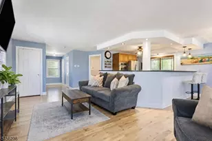 2 San Bar Dr, Jefferson Township, NJ 07849 - Photo 4