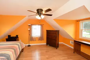 56 Schuyler Ave, Pompton Lakes, NJ 07442 - Photo 18
