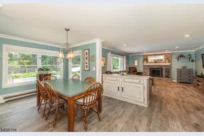 25 Crestwood Ave West, Fairfield, NJ 07004 - Photo 16