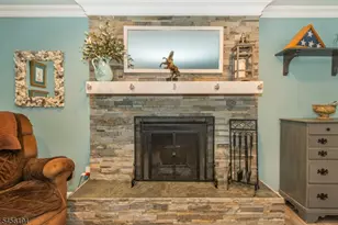 25 Crestwood Ave W, Fairfield, NJ 07004 - Photo 20