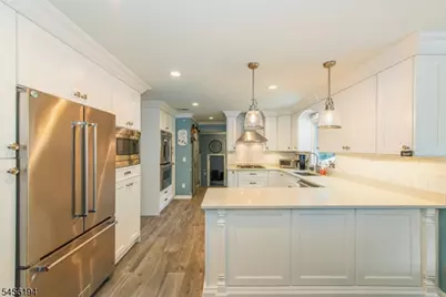 25 Crestwood Ave West, Fairfield, NJ 07004 - Photo 14