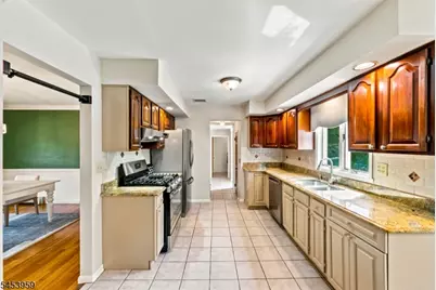 18 Lauren Ct, Byram Township, NJ 07874 - Photo 10