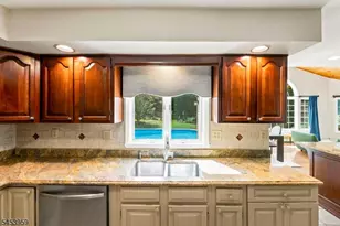 18 Lauren Ct, Byram Township, NJ 07874 - Photo 14