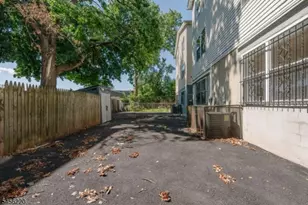 33-35 Pierce St, Newark, NJ 07103 - Photo 22