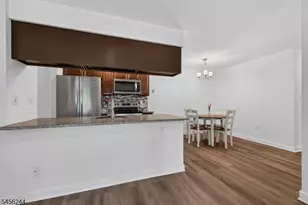 74 Eton Way, Franklin Township, NJ 08873 - Photo 6