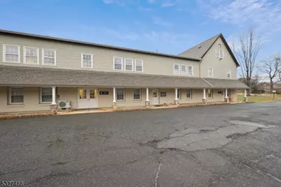 10 Shawnee Dr, Watchung, NJ 07069 - Photo 14