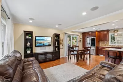 74 Overhill Rd, Belleville, NJ 07109 - Photo 6