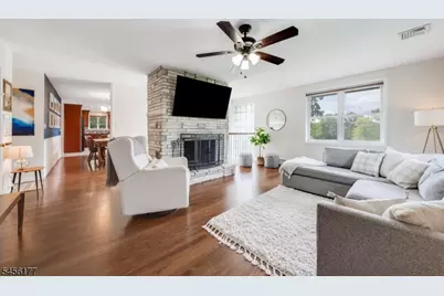 27 Dalewood Rd, Wayne, NJ 07470 - Photo 2
