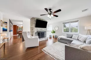 27 Dalewood Rd, Wayne, NJ 07470 - Photo 2