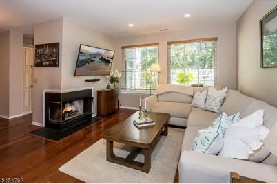 15 Witherspoon Ct, Morris Township, NJ 07960 - Photo 4