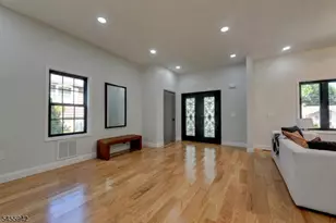 49 Longview Ave, Parsippany, NJ 07034 - Photo 4