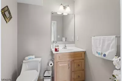 531 Manor Rd, Beverly, NJ 08010 - Photo 16