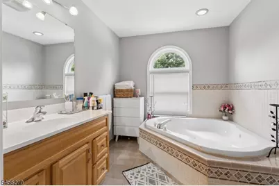 531 Manor Rd, Beverly, NJ 08010 - Photo 12