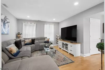 531 Manor Rd, Beverly, NJ 08010 - Photo 6