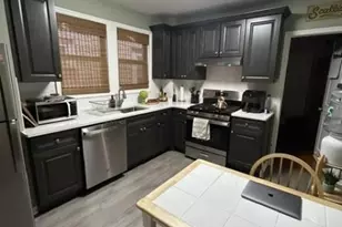 26 Pulaski St, Bloomfield, NJ 07003 - Photo 4