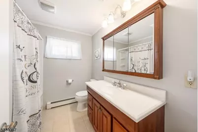 1015 Georgian Dr, Linden, NJ 07036 - Photo 20
