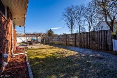 1015 Georgian Dr, Linden, NJ 07036 - Photo 28
