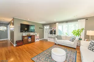 5 Adams Dr, Denville, NJ 07834 - Photo 4