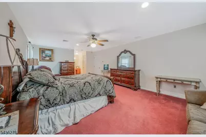 11 Ledgerock Ct, Parsippany, NJ 07950 - Photo 18