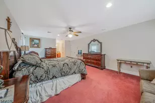 11 Ledgerock Ct, Parsippany, NJ 07950 - Photo 18