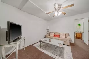 11 Ledgerock Ct, Parsippany, NJ 07950 - Photo 36