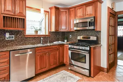 19 Field Rd, Maplewood, NJ 07040 - Photo 12