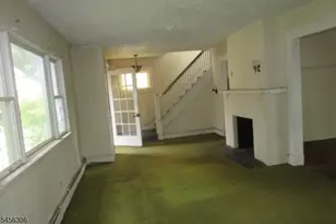 11 Belmont St, Englewood, NJ 07631 - Photo 6