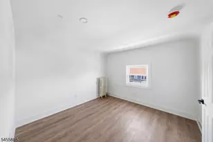 66 Girard Pl, Newark, NJ 07108 - Photo 24