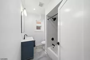 66 Girard Pl, Newark, NJ 07108 - Photo 16