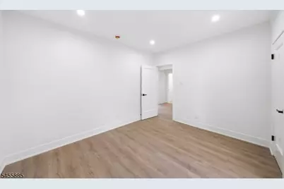 66 Girard Pl, Newark, NJ 07108 - Photo 22