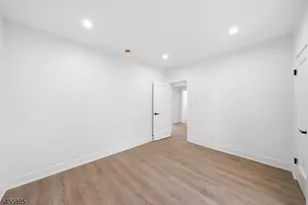 66 Girard Pl, Newark, NJ 07108 - Photo 22