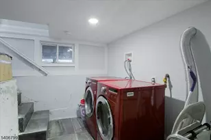 113 Sanford St, East Orange, NJ 07018 - Photo 16