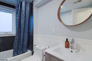 113 Sanford St, East Orange, NJ 07018 - Photo 12
