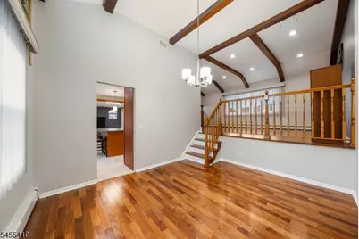 856 Mitchell Ave, Union Township, NJ 07083 - Photo 6