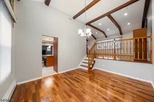 856 Mitchell Ave, Union Township, NJ 07083 - Photo 6
