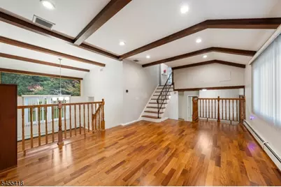 856 Mitchell Ave, Union Township, NJ 07083 - Photo 4