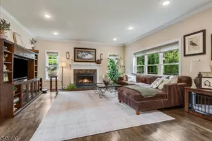 6 Jared Pl, Mount Olive, NJ 07828 - Photo 4