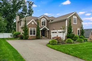 6 Jared Pl, Mount Olive, NJ 07828 - Photo 1