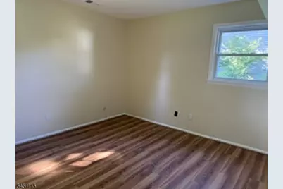 10 Renault Dr, Mount Olive, NJ 07836 - Photo 10