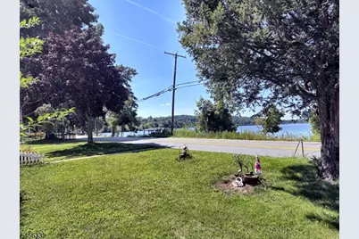 74 Sand Shore Rd, Mount Olive, NJ 07828 - Photo 8