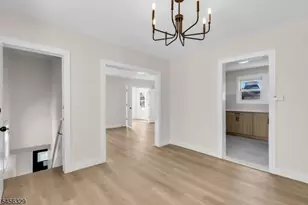 15 Cottage Pl, East Orange, NJ 07017 - Photo 6