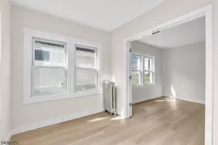 15 Cottage Pl, East Orange, NJ 07017 - Photo 16