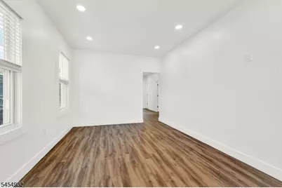631 Maple St, Linden, NJ 07036 - Photo 14
